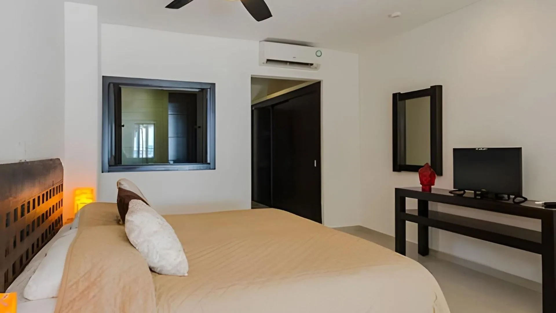13Bdr Villa Bellamar Akumal - Private Chef - Beachfront - Weddings-Business Retreats-Golf-Family 0*,