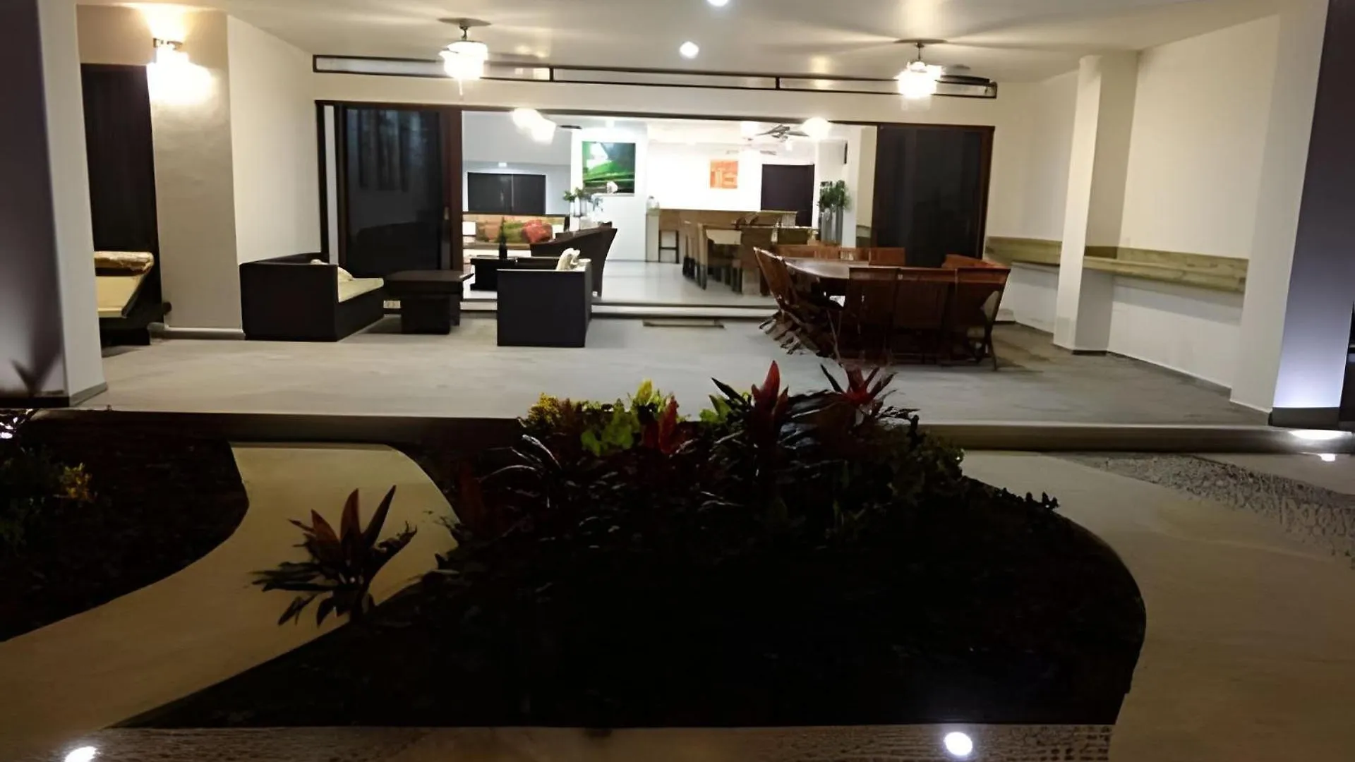 13Bdr Villa Bellamar Akumal - Private Chef - Beachfront - Weddings-Business Retreats-Golf-Family 0*,