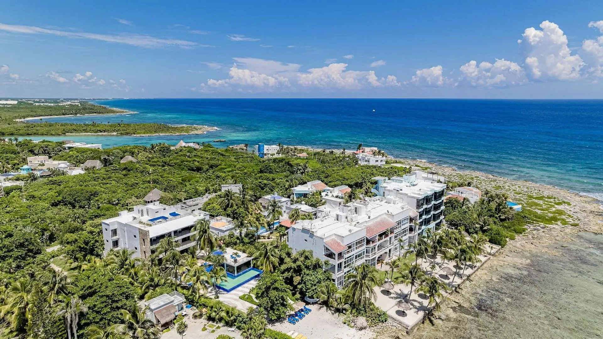Resort 13Bdr Villa Bellamar Akumal - Private Chef - Beachfront - Weddings-Business Retreats-Golf-Family Messico