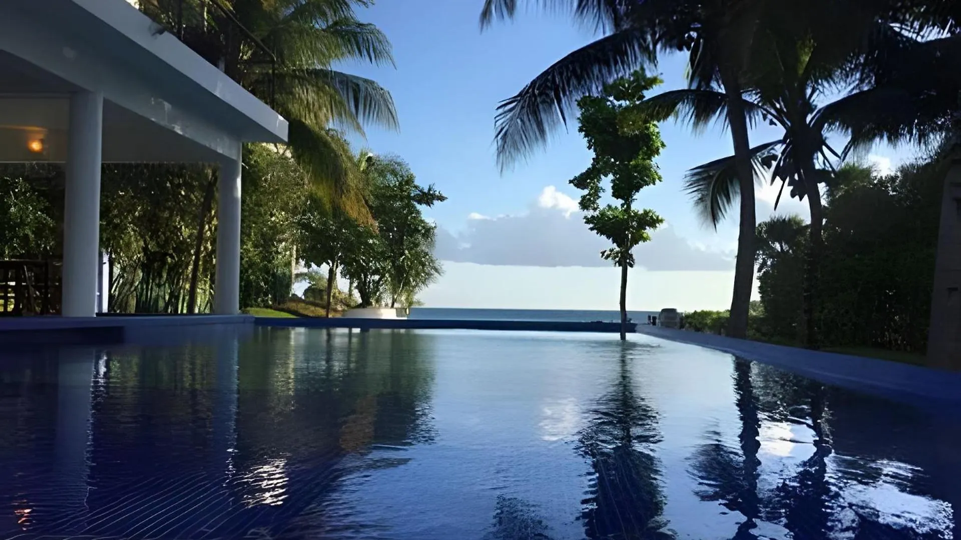 Resort 13Bdr Villa Bellamar Akumal - Private Chef - Beachfront - Weddings-Business Retreats-Golf-Family