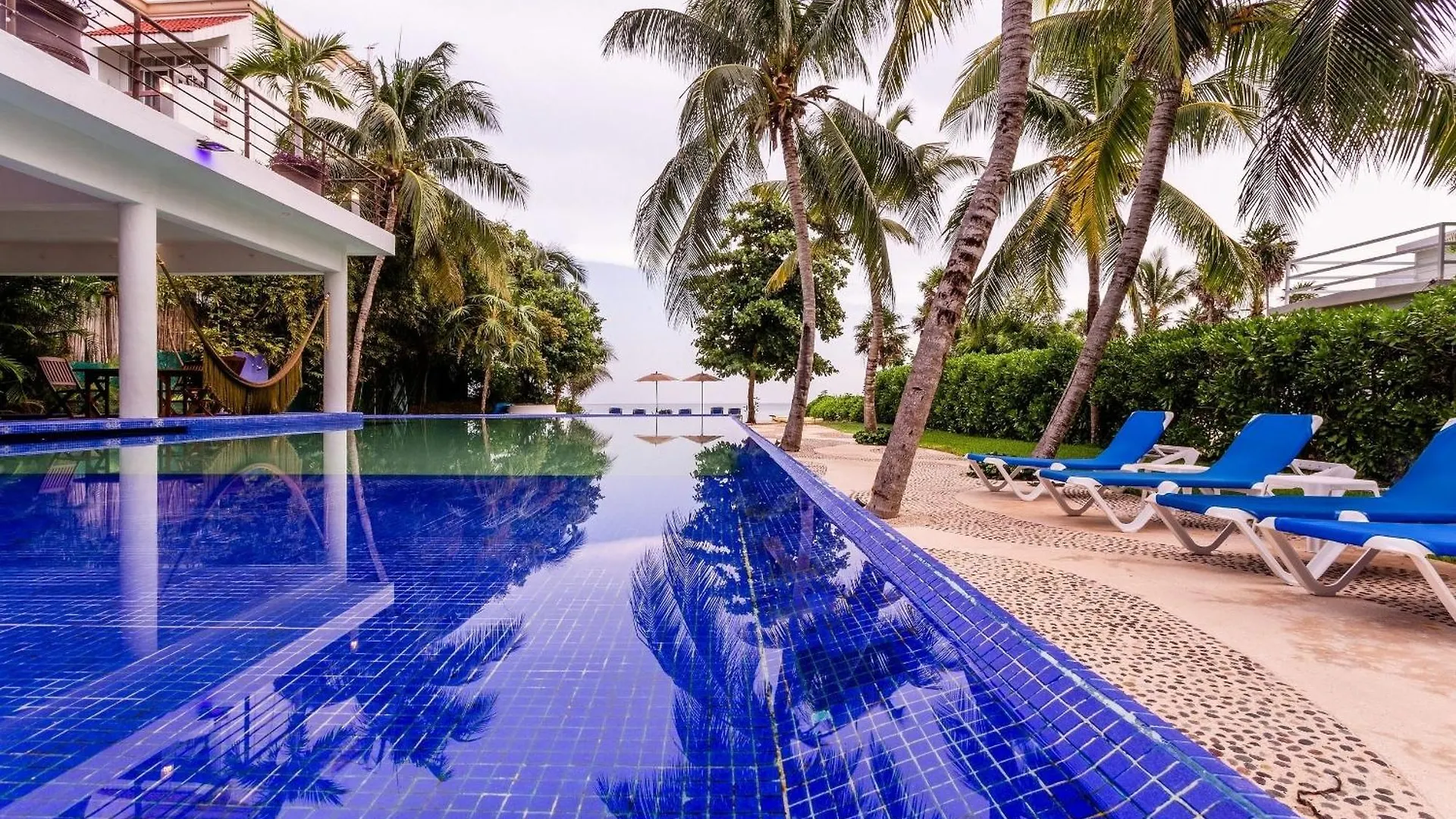 13Bdr Villa Bellamar Akumal - Private Chef - Beachfront - Weddings-Business Retreats-Golf-Family 0*,