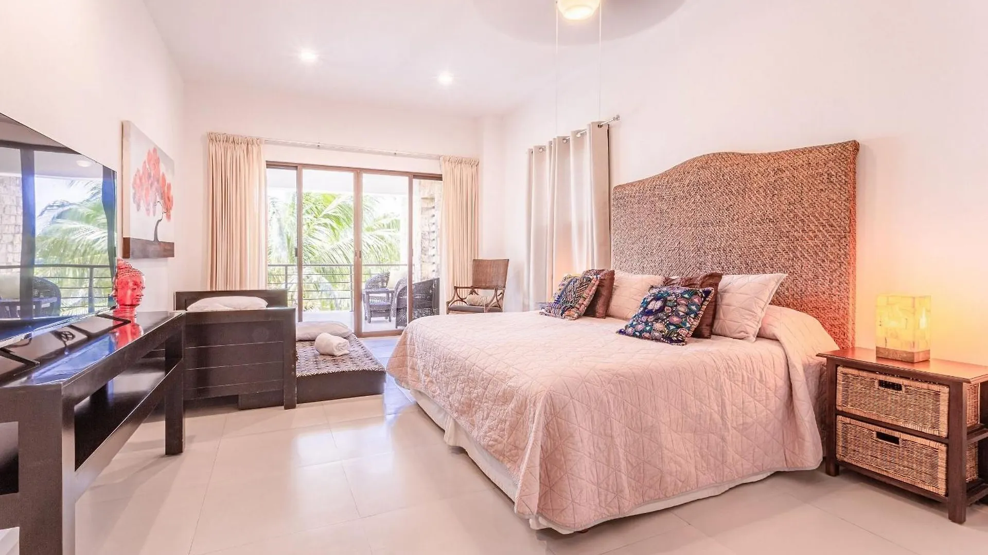 Resort 13Bdr Villa Bellamar Akumal - Private Chef - Beachfront - Weddings-Business Retreats-Golf-Family