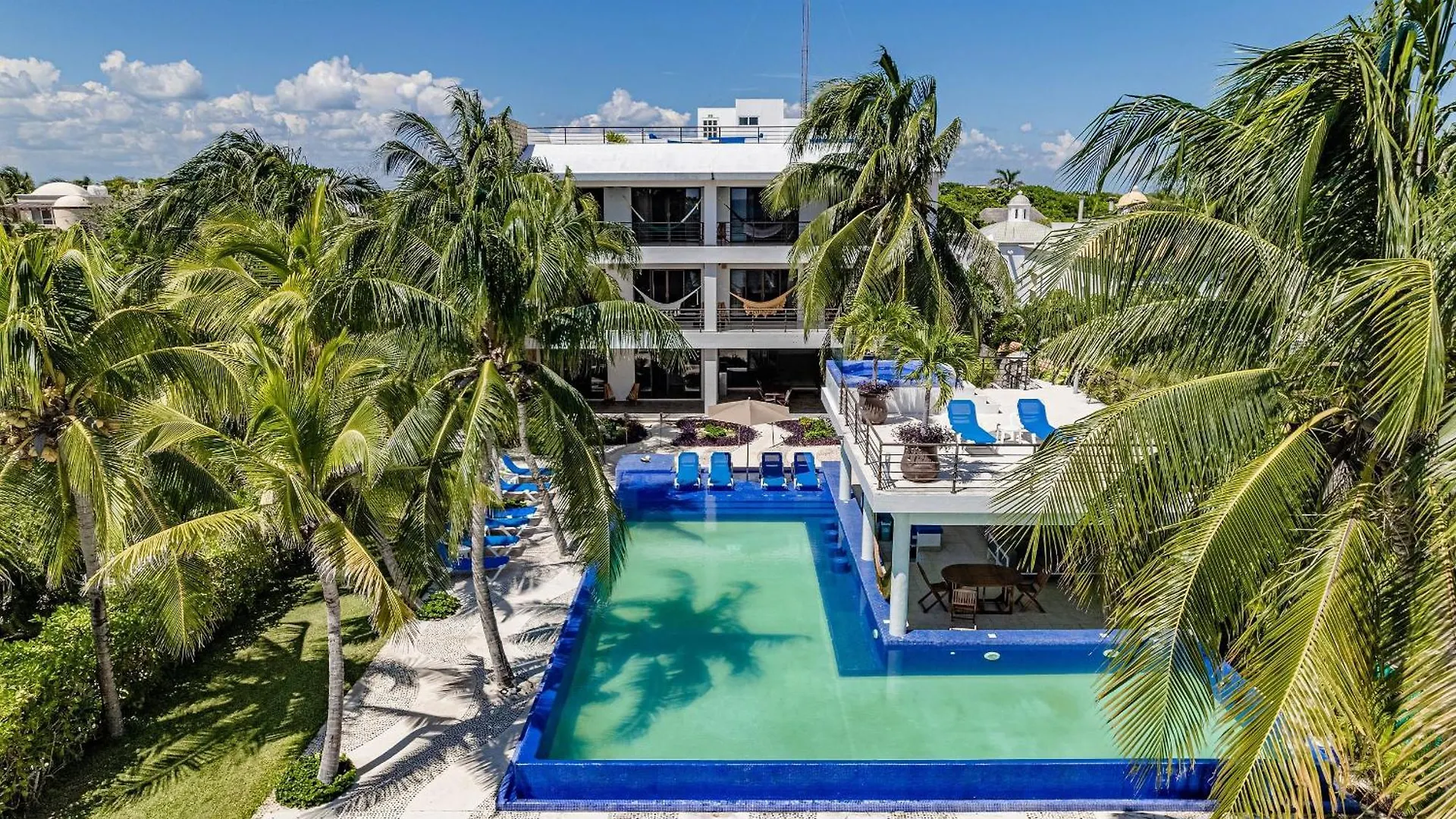 13Bdr Villa Bellamar Akumal - Private Chef - Beachfront - Weddings-Business Retreats-Golf-Family Resort